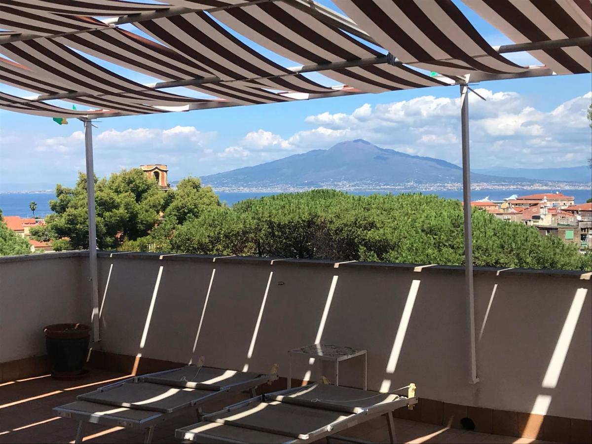 Casa Bice Amazing View Of Vesuvius Daire Sorrento Dış mekan fotoğraf